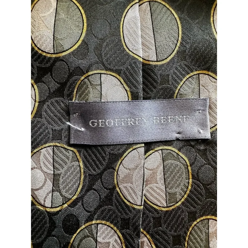 Vintage Green Geometric Circles Geoffrey Beene Silk Necktie